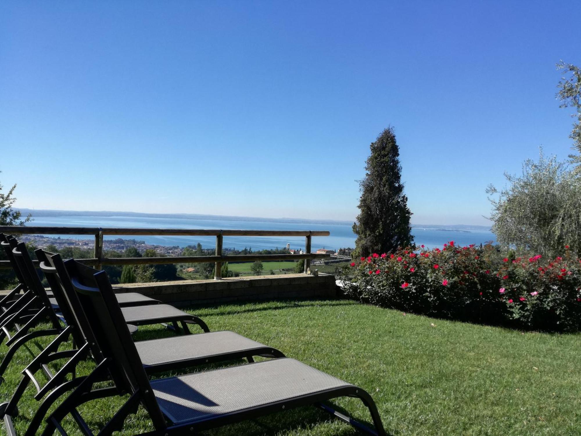 Relais Colle San Giorgio Bed and Breakfast Bardolino Eksteriør billede