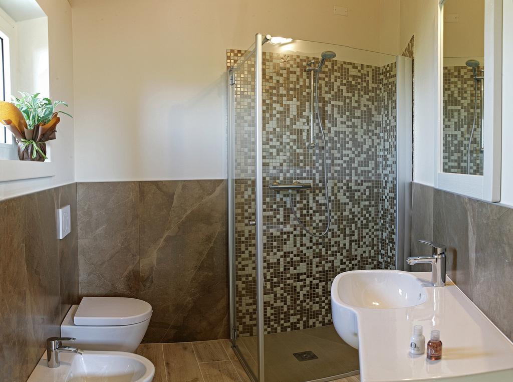 Relais Colle San Giorgio Bed and Breakfast Bardolino Værelse billede